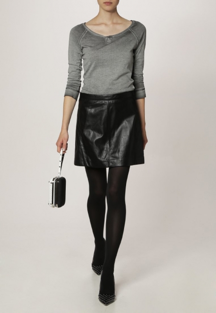 Lækre nederdele – skindnederdele, højtaljede nederdele og lange nederdele